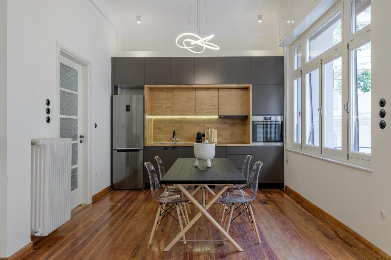 Апартаменты 3Bdr Modern Design & Bright Interiors In Plaka Афины Экстерьер фото
