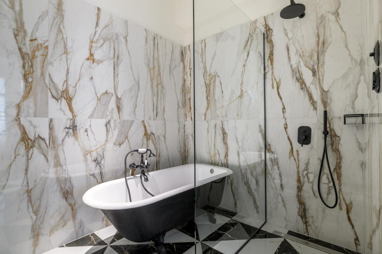 Апартаменты 3Bdr Modern Design & Bright Interiors In Plaka Афины Экстерьер фото